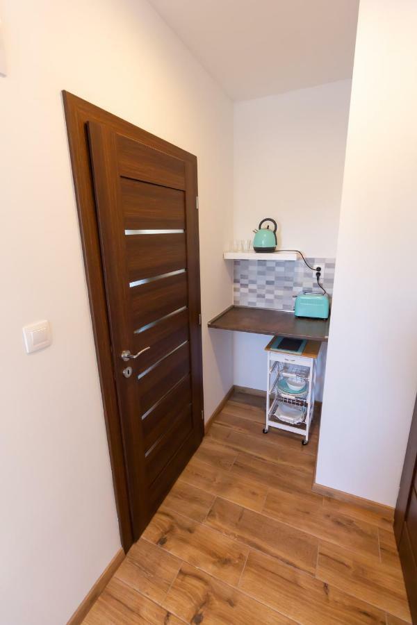 Arya Vila Piest'any Exterior foto